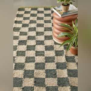 Urban Outfitters || checkered rug